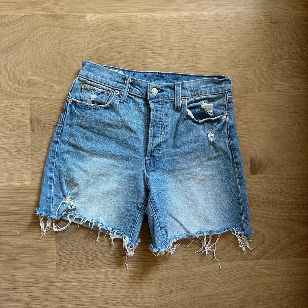 Gap High-Rise Distressed Denim Shorts - Light Blue